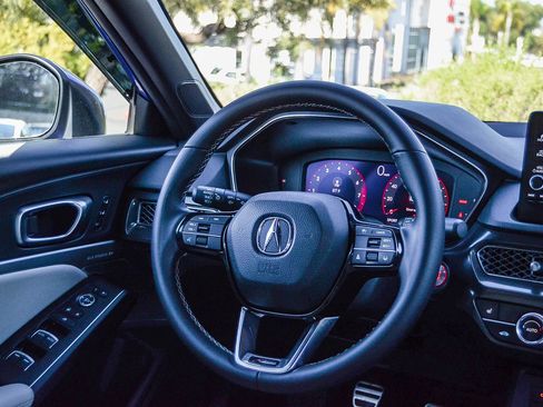 Used 2023 Acura Integra A-Spec image 16