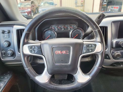 Used 2016 GMC Sierra 1500 SLE w/ SLE Value Package image 25