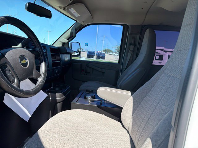 Used 2016 Chevrolet Express 2500 LT w/ LT Preferred Equipment Group RWD image 12
