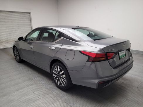 Used 2023 Nissan Altima 2.5 SV image 5