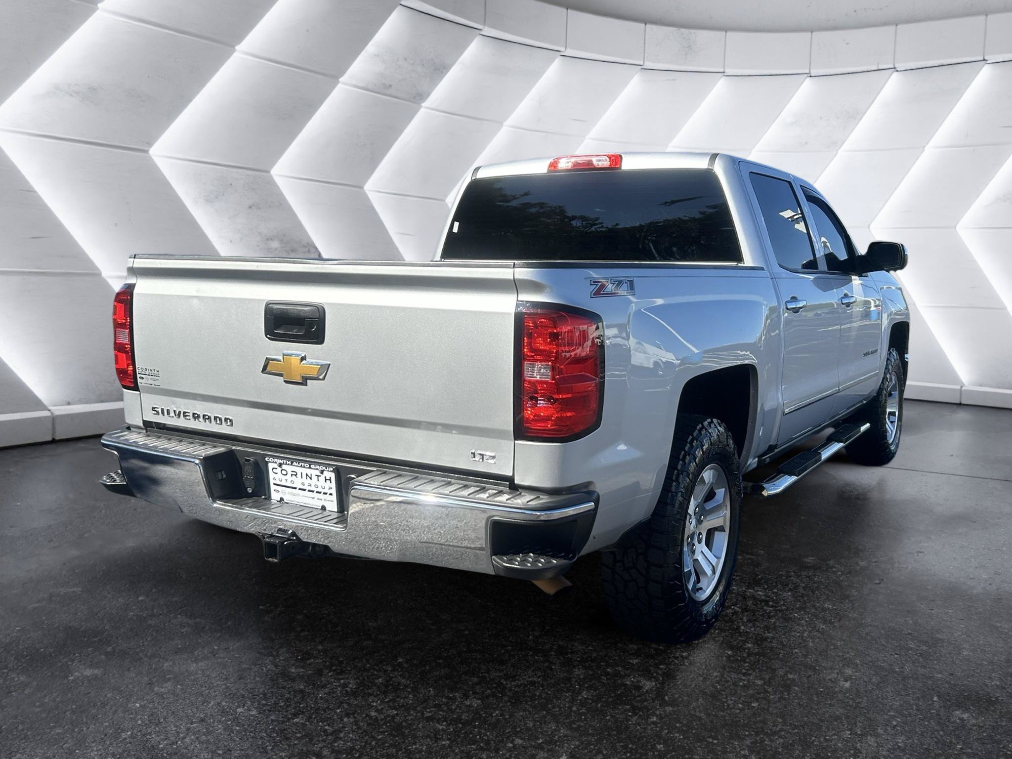 Used 2014 Chevrolet Silverado 1500 LTZ Z71 AWD/4WD image 7