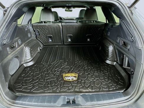 Used 2024 Subaru Outback Wilderness w/ Wilderness Package image 21