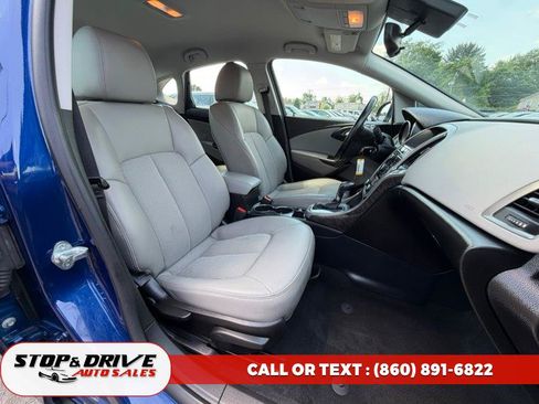 Used 2014 Buick Verano FWD image 15