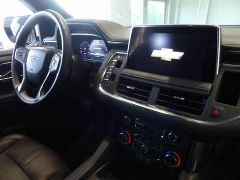Used 2023 Chevrolet Tahoe RST w/ RST Performance Edition AWD/4WD image 29