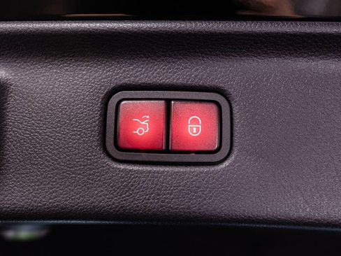 Used 2023 Mercedes-Benz S 580 4MATIC Sedan image 35