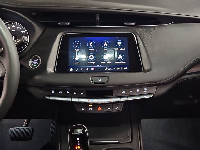 Used 2023 Cadillac XT4 Luxury w/ Cold Weather Package AWD/4WD image 14