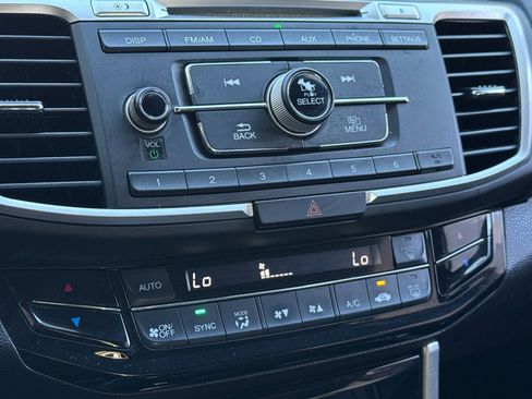 Used 2017 Honda Accord LX image 17