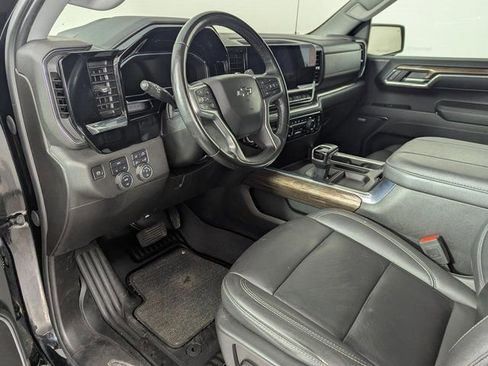 Used 2024 Chevrolet Silverado 1500 RST AWD/4WD image 10