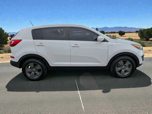 Used 2013 Kia Sportage LX image 7