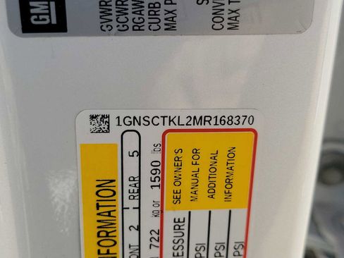 Used 2021 Chevrolet Tahoe High Country w/ Premium Package image 21