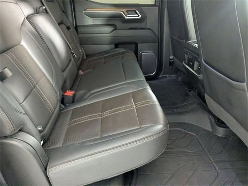 Certified 2022 Chevrolet Silverado 1500 High Country w/ High Country Premium Package image 32