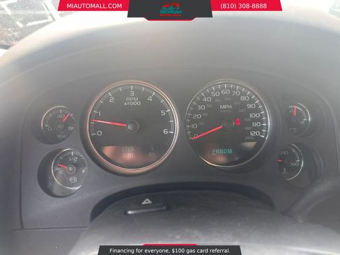 Used 2013 Chevrolet Suburban LT AWD/4WD image 12