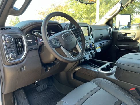 New 2023 GMC Sierra 3500 Denali w/ Denali Ultimate Package image 9