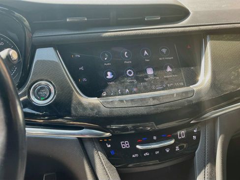 Used 2021 Cadillac XT6 Sport w/ Platinum Package AWD/4WD image 15