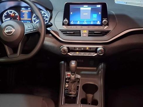 New 2025 Nissan Altima 2.5 S image 11