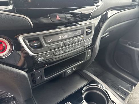 Used 2021 Honda Passport Touring image 24