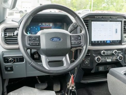 Used 2024 Ford F150 XLT AWD/4WD image 12