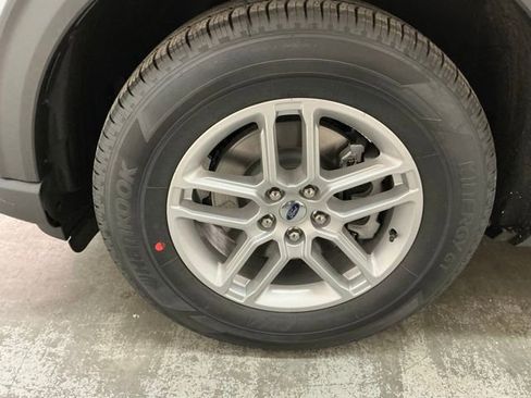 New 2026 Ford Explorer Active image 11