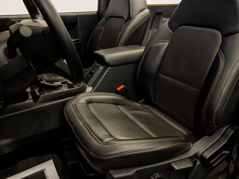 Used 2022 Ford Bronco Outer Banks AWD/4WD image 29