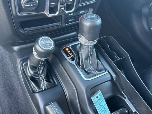 Used 2022 Jeep Wrangler Unlimited Sahara w/ Cold Weather Group image 29