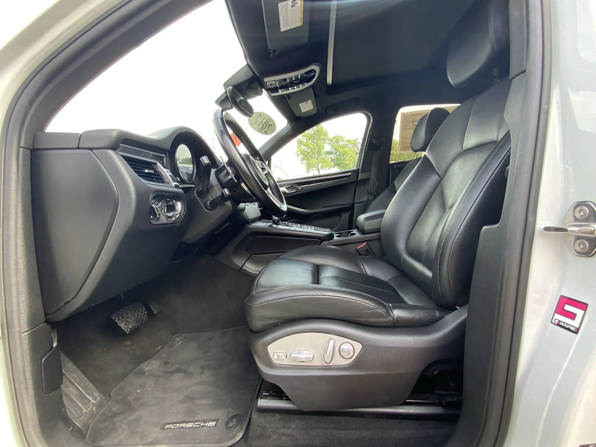 Used 2017 Porsche Macan S AWD/4WD image 14