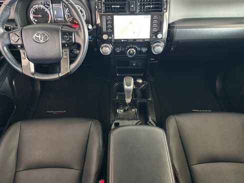 Used 2024 Toyota 4Runner TRD Off-Road Premium w/ Moonroof Package AWD/4WD image 10