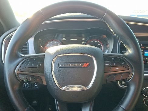 Used 2018 Dodge Charger SXT w/ Blacktop Package image 16