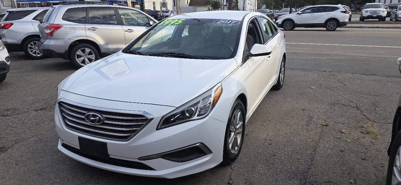 Used 2017 Hyundai Sonata SE FWD image 4