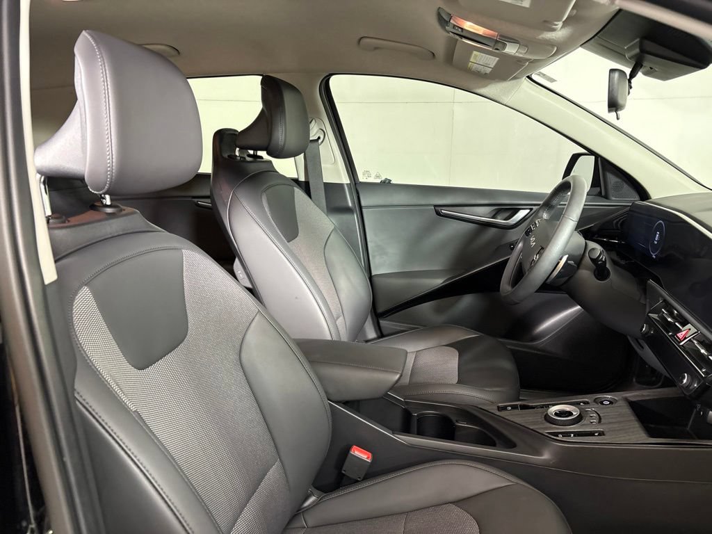 Used 2025 Kia Niro Wind FWD image 23