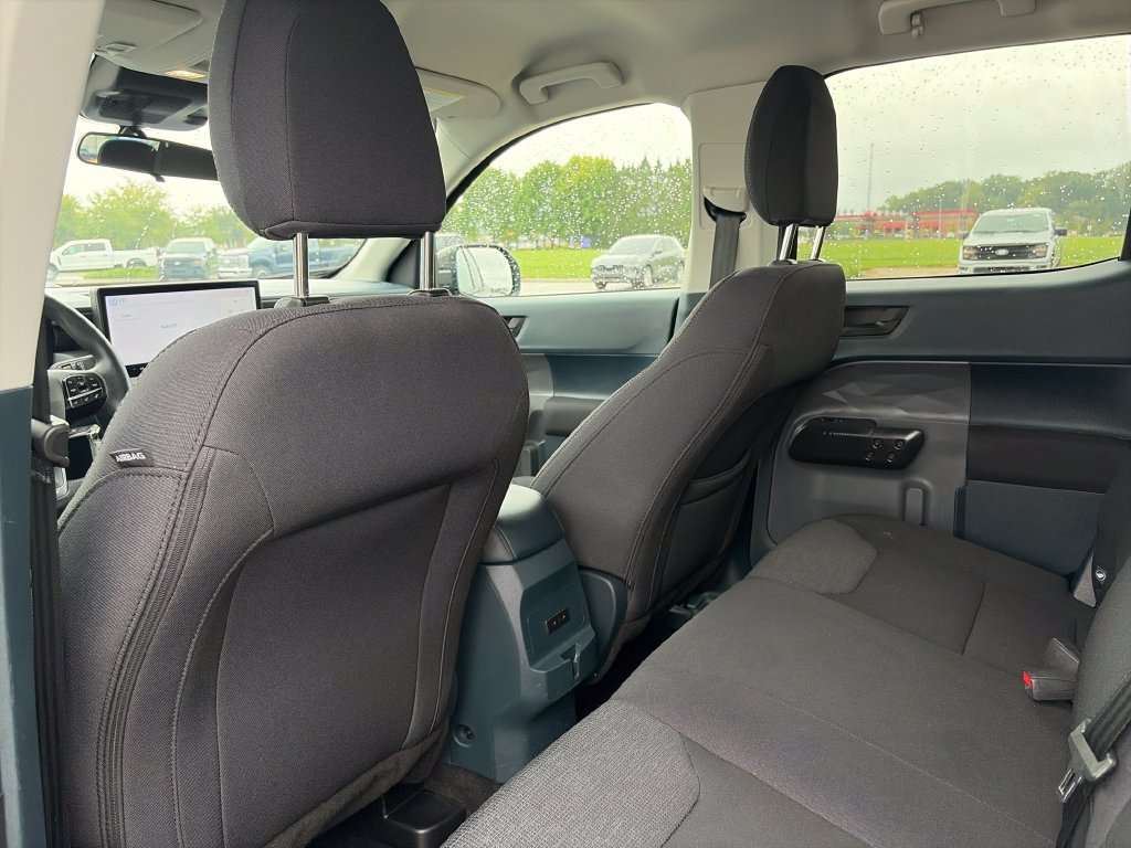 Used 2025 Ford Maverick XL FWD image 25