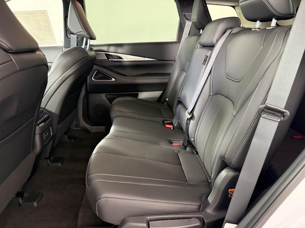 New 2027 INFINITI QX60 Luxe w/ Cargo Package AWD/4WD image 18