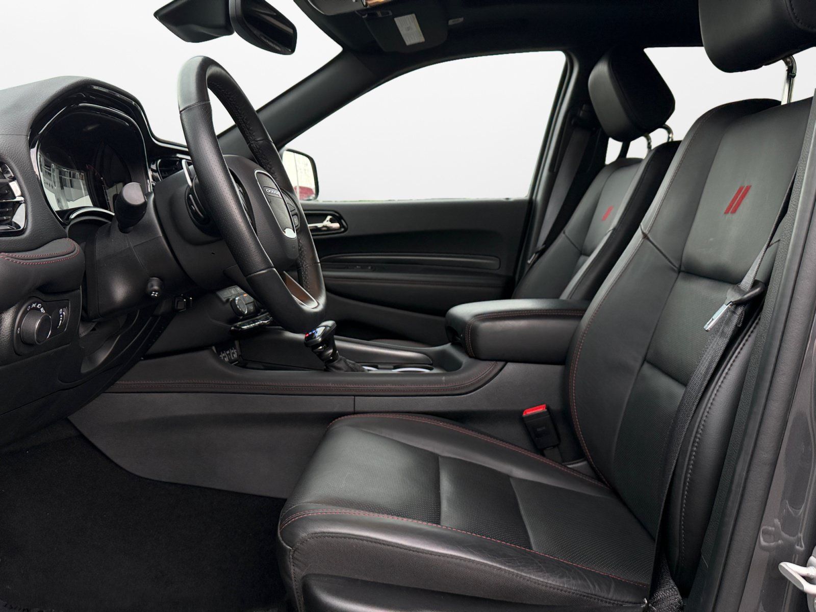 Used 2025 Dodge Durango GT AWD/4WD image 12