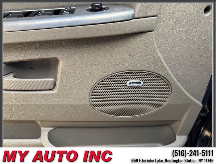 Used 2008 Jeep Grand Cherokee Laredo AWD/4WD image 26