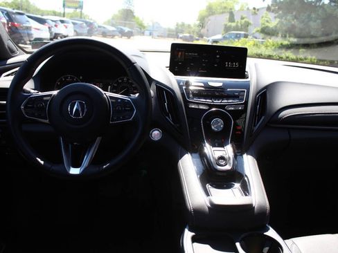 Used 2025 Acura RDX SH-AWD image 23