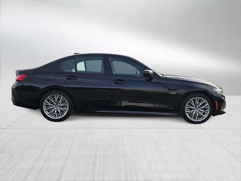 Used 2023 BMW 330e image 9