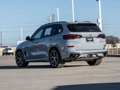 New 2026 BMW X5 xDrive50e w/ M Sport Package image 2