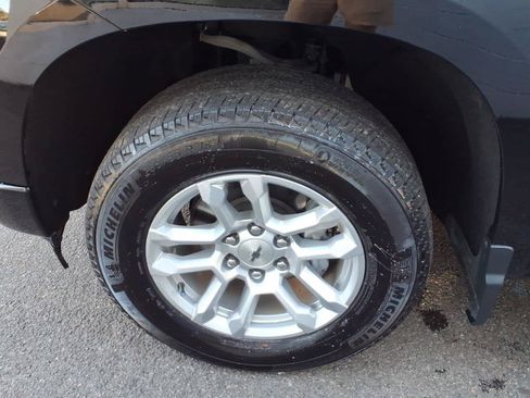 Used 2023 Chevrolet Silverado 1500 RST w/ LPO, Dark Essentials Package AWD/4WD image 8