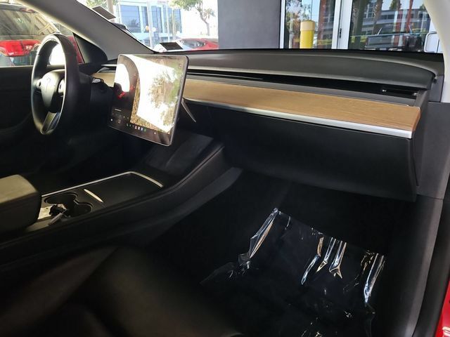 Used 2021 Tesla Model Y Performance AWD/4WD image 29