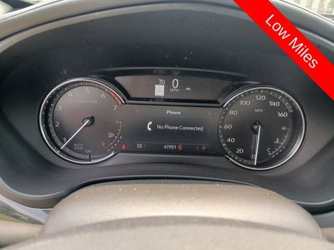 Used 2020 Cadillac XT4 Premium Luxury w/ Cold Weather Package FWD image 22