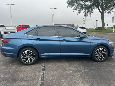 Used 2020 Volkswagen Jetta SEL Premium FWD image 4