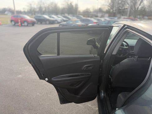 Used 2019 Chevrolet Trax LS w/ Tint and Cruise Package image 33