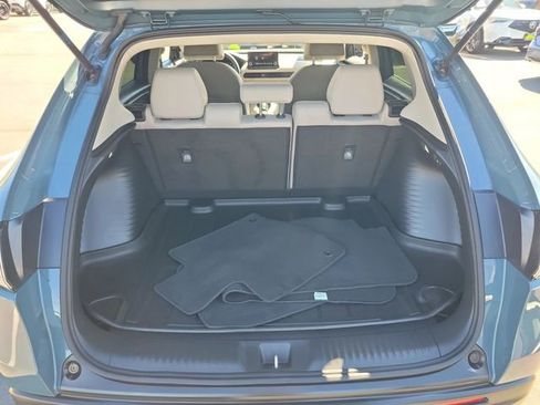 Certified 2023 Honda HR-V LX image 8