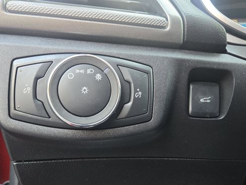 Used 2018 Ford Fusion S image 33