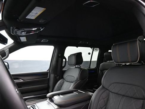 New 2026 Jeep Grand Wagoneer Summit AWD/4WD image 15