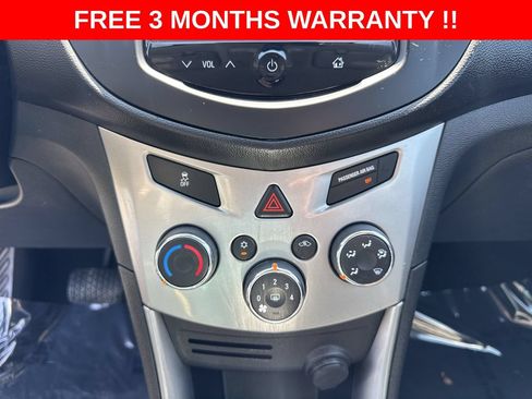 Used 2015 Chevrolet Trax LT FWD image 19