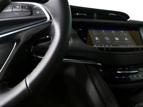 New 2025 Cadillac XT5 Premium Luxury image 13