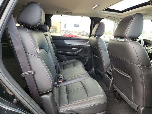 Used 2025 MAZDA CX-70 3.3 Turbo w/ Preferred Package image 14