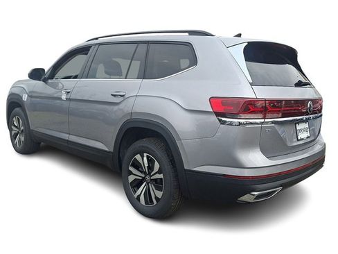 New 2026 Volkswagen Atlas SE image 3