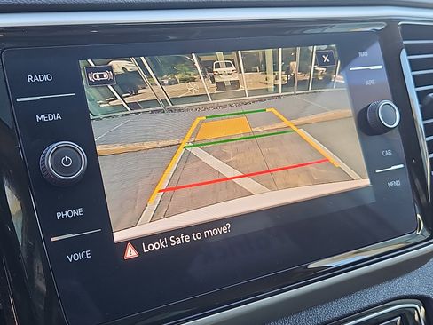 Certified 2023 Volkswagen Atlas SEL AWD/4WD image 10
