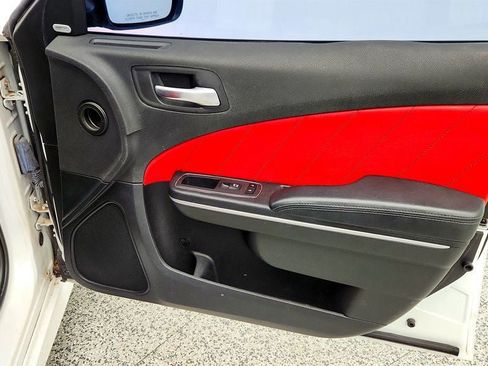 Used 2019 Dodge Charger GT image 27